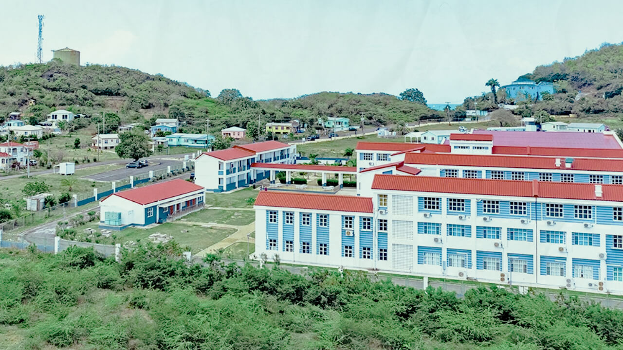 Universitas Terbaik di Antigua dan Barbuda