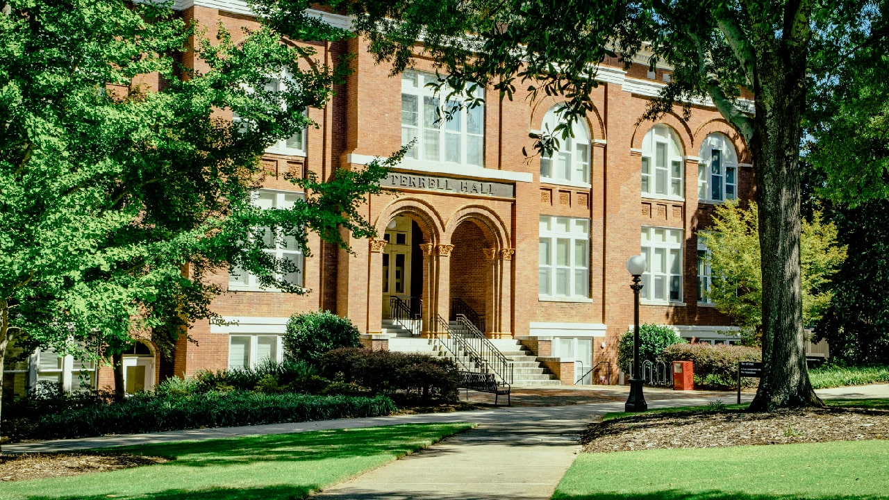 Universitas Terbaik di Georgia