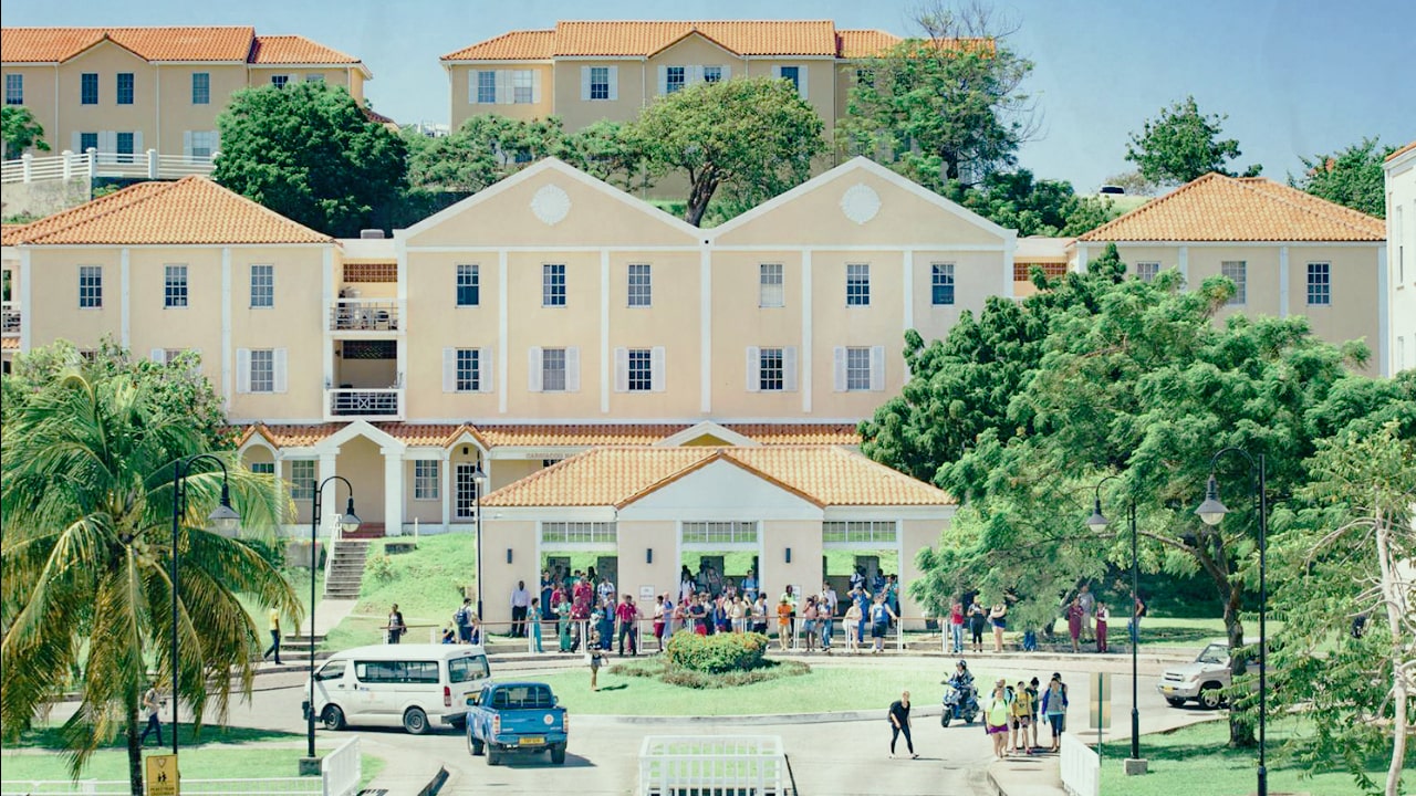 Universitas Terbaik di Grenada