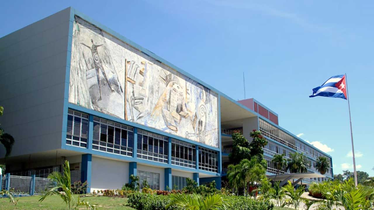 Universitas Terbaik di Kuba