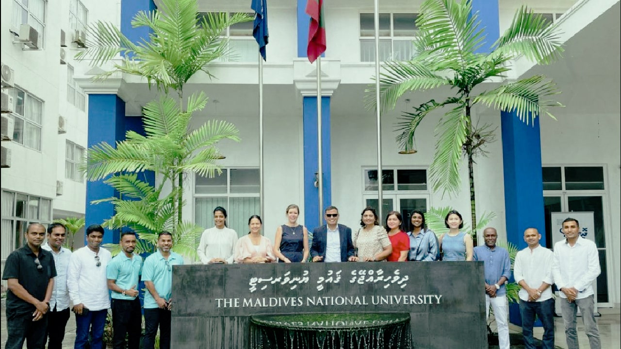 universitas terbaik di Maladewa