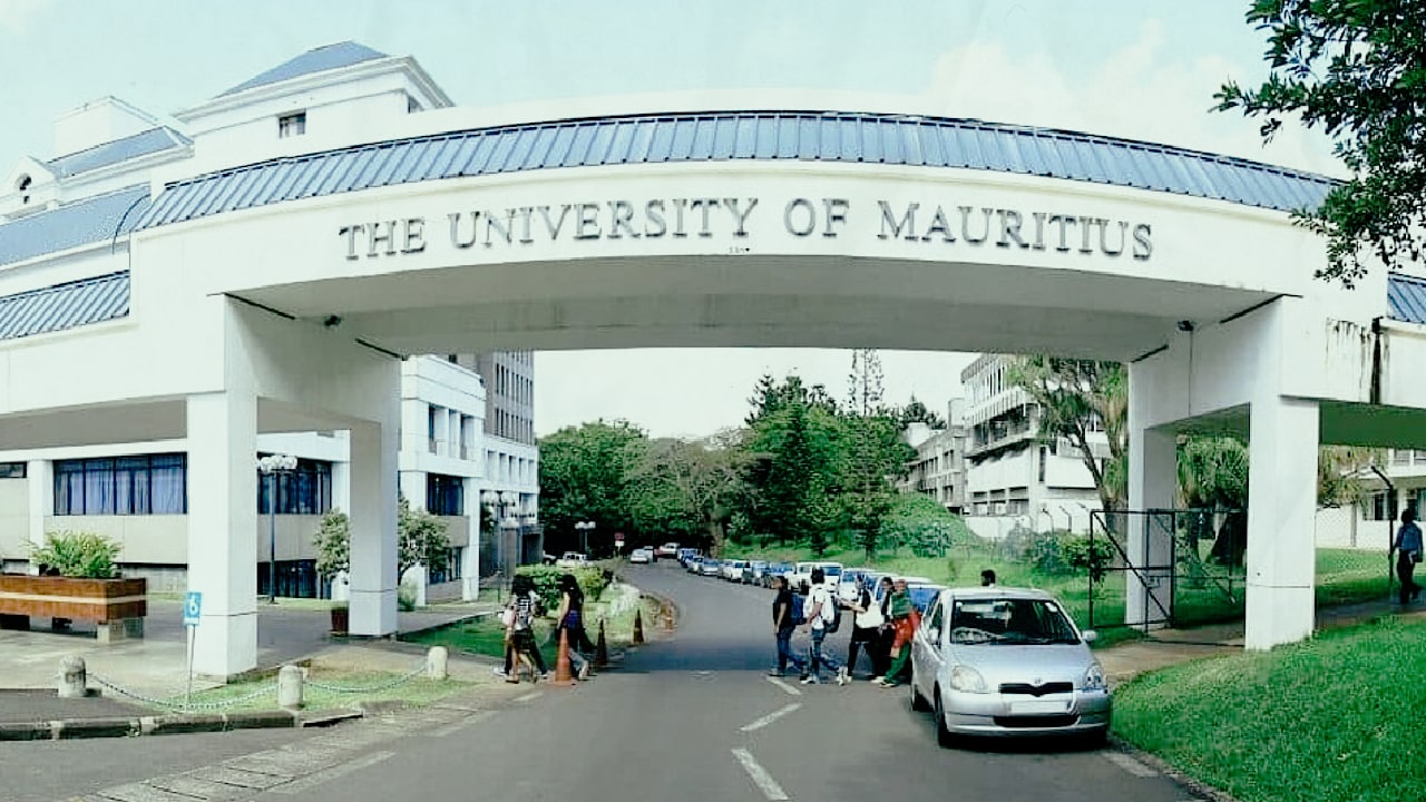 universitas terbaik di Mauritius