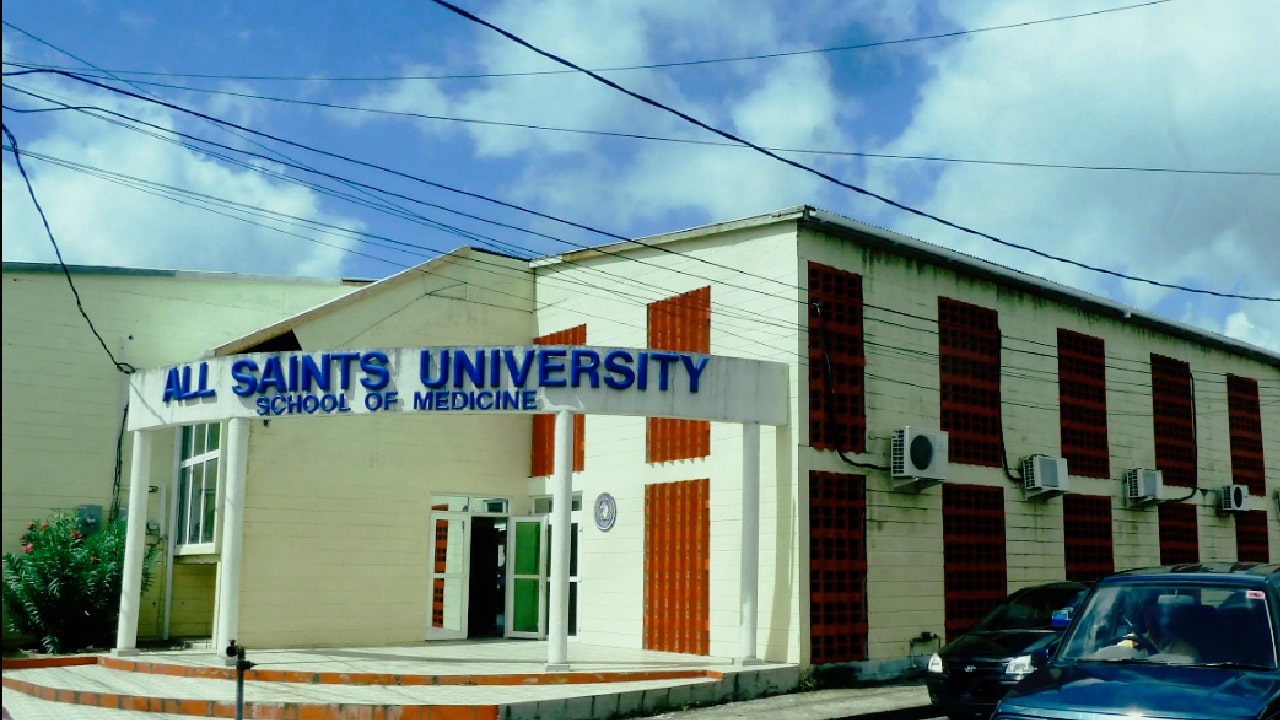 Universitas Terbaik di Saint Vincent dan Grenadines
