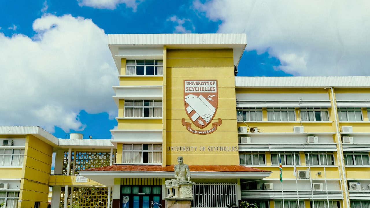 universitas terbaik di Seychelles