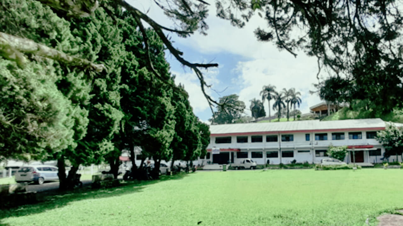 Universitas Terbaik di Tomohon