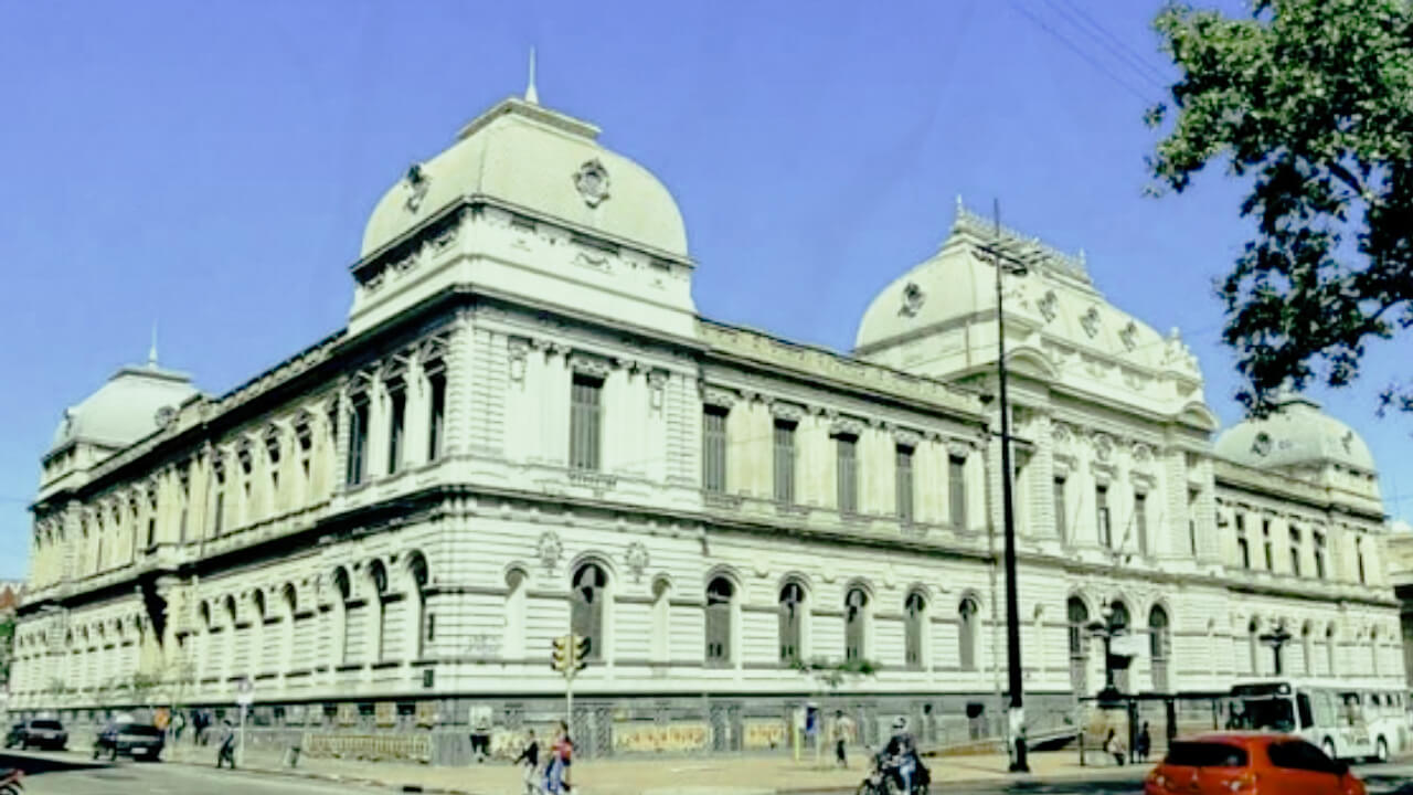 Universitas Terbaik di Uruguay