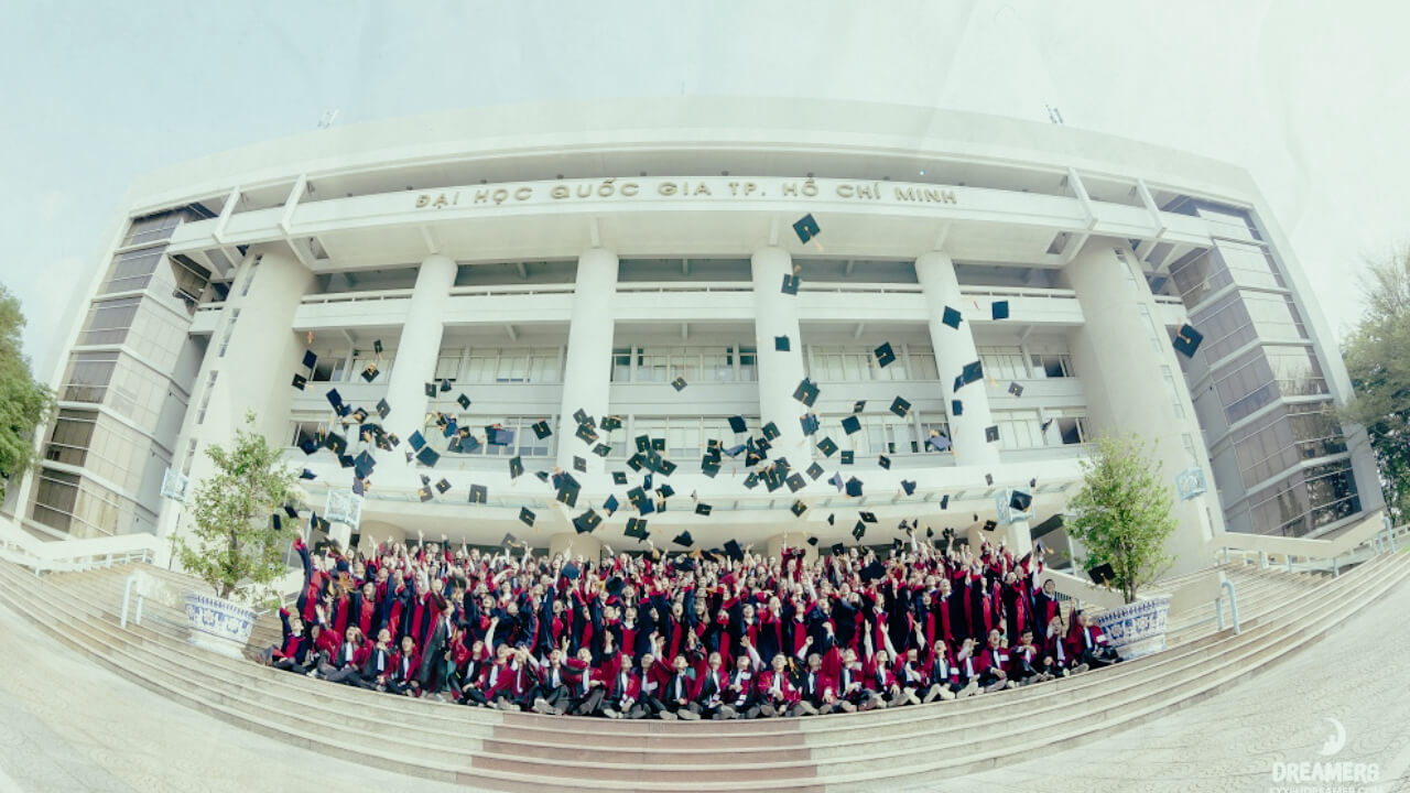 Universitas Terbaik di Vietnam